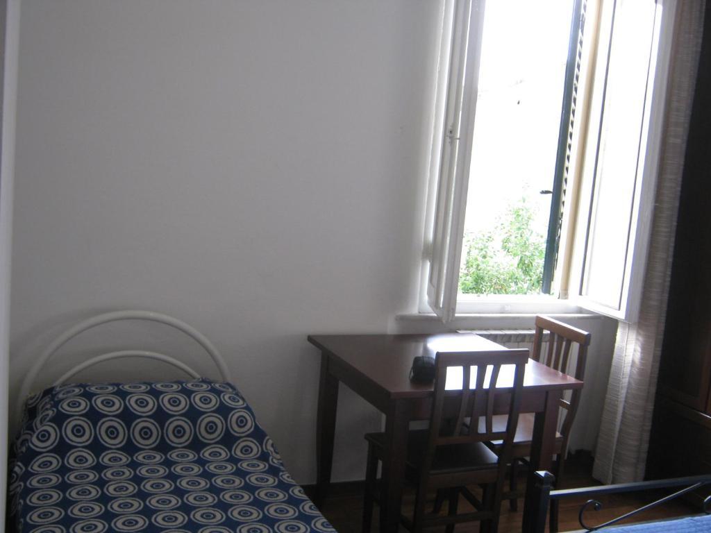 Tower's Garden Bed and Breakfast Pisa Kamer foto